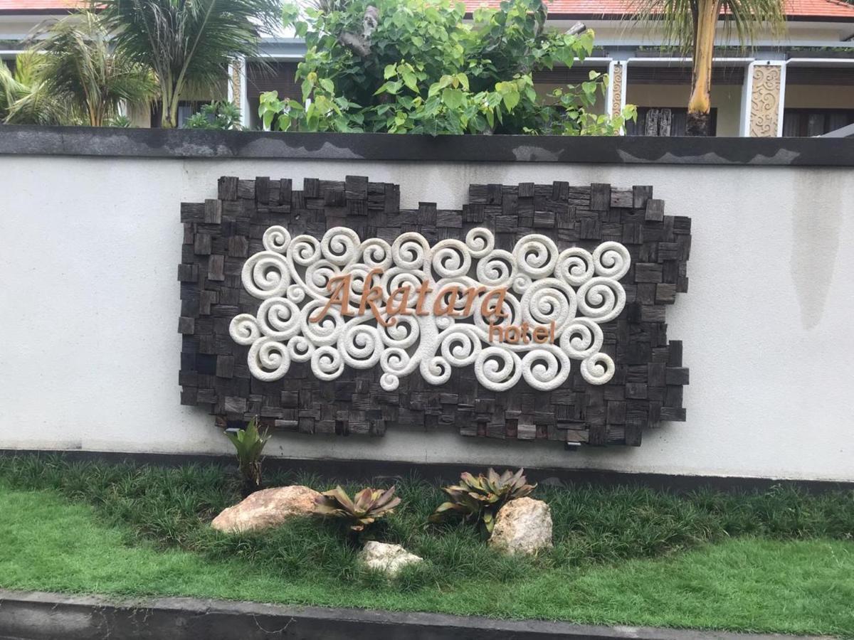 Akatara Hotel Toyapakeh Exterior foto